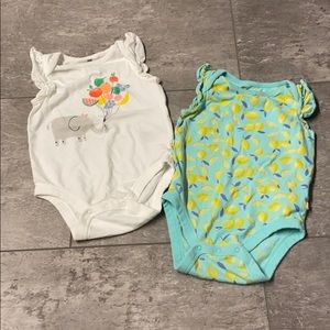 Lot of 2 Gap Onsies